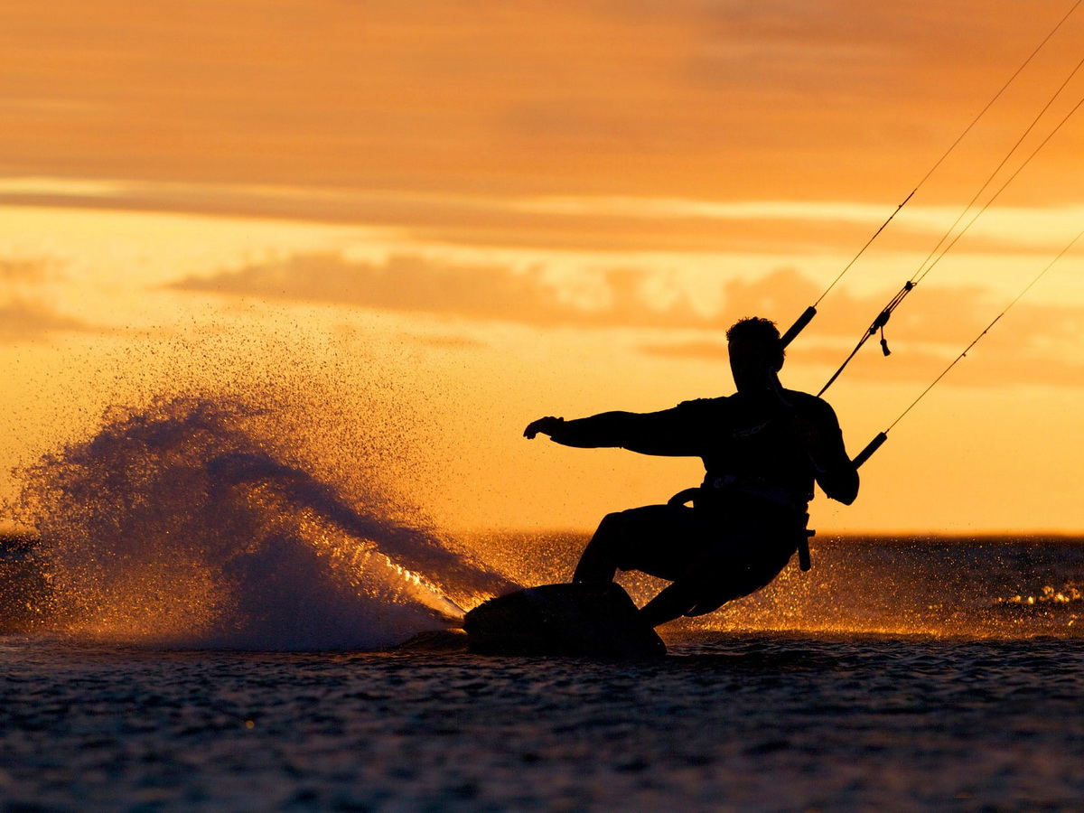 Kitesurfing